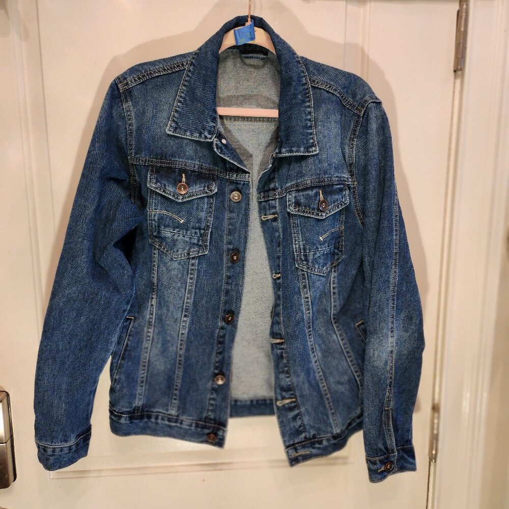 Women’s Custom denim jacket.
